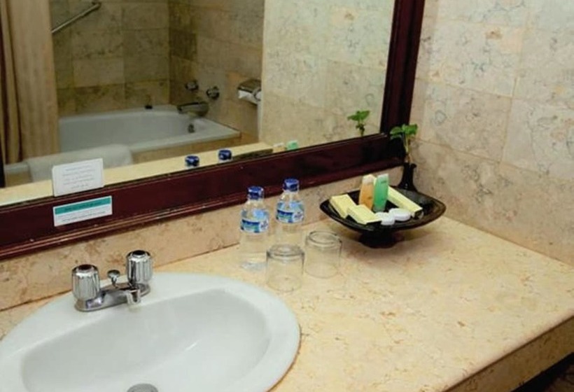 Номер Deluxe, Grand Legi Mataram