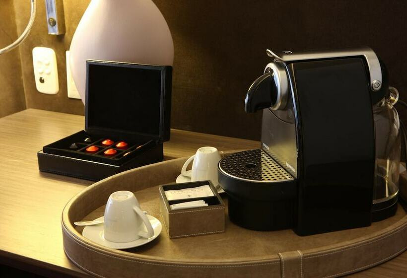 استودیوی لوکس, Recoleta Grand