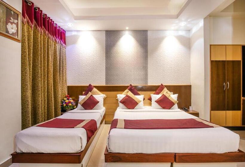 Premium Kamer, Aishwarya Residency