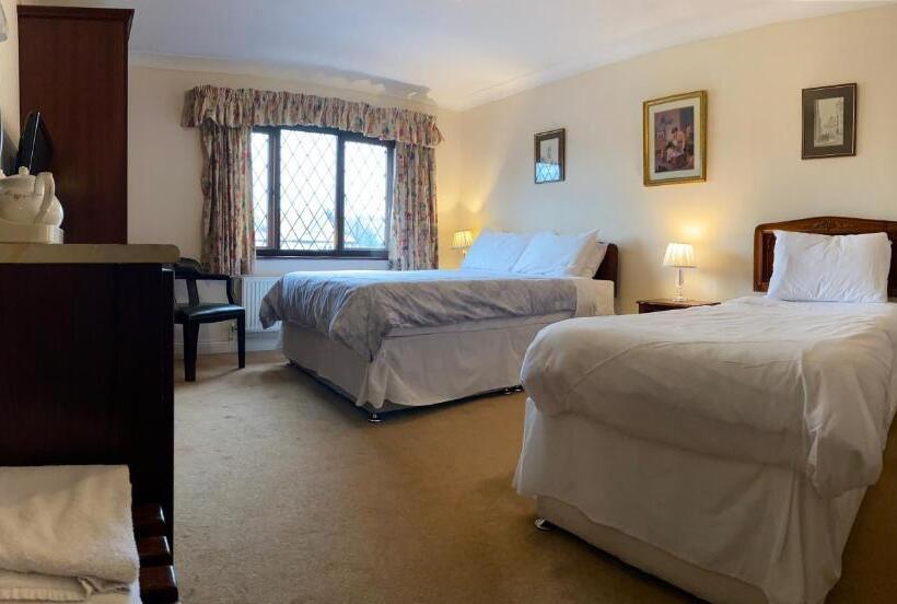 Четырехместный Номер Стандарт, Cotswold House