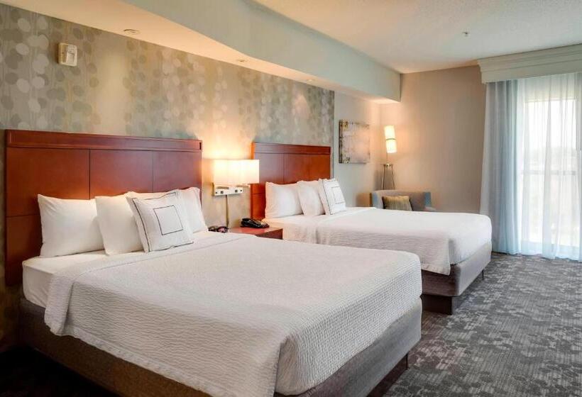 Номер Стандарт, Courtyard Statesville Mooresville/lake Norman