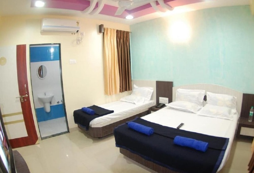 Трехместный Номер Deluxe, Disha Palace