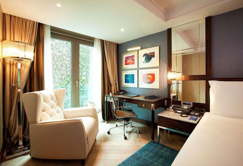 اتاق استاندارد, Radisson Blu Hotel Istanbul Pera