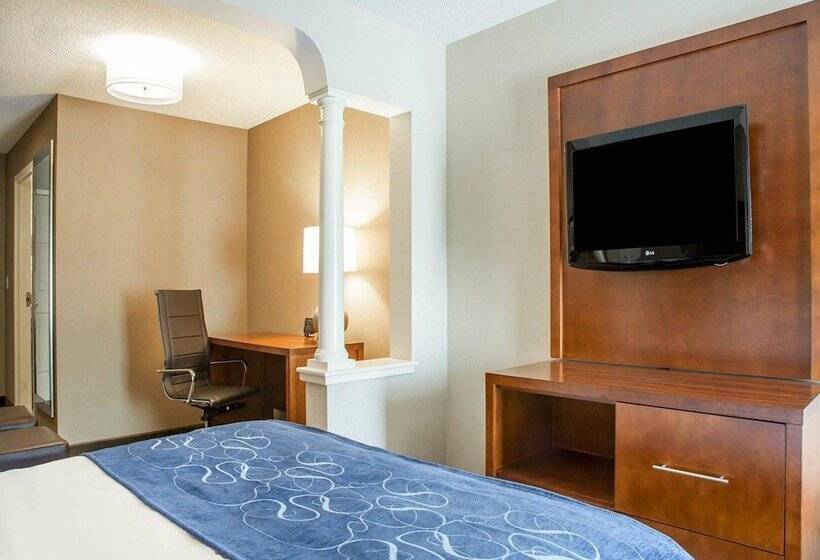 Люкс, Comfort Suites West Warwick  Providence