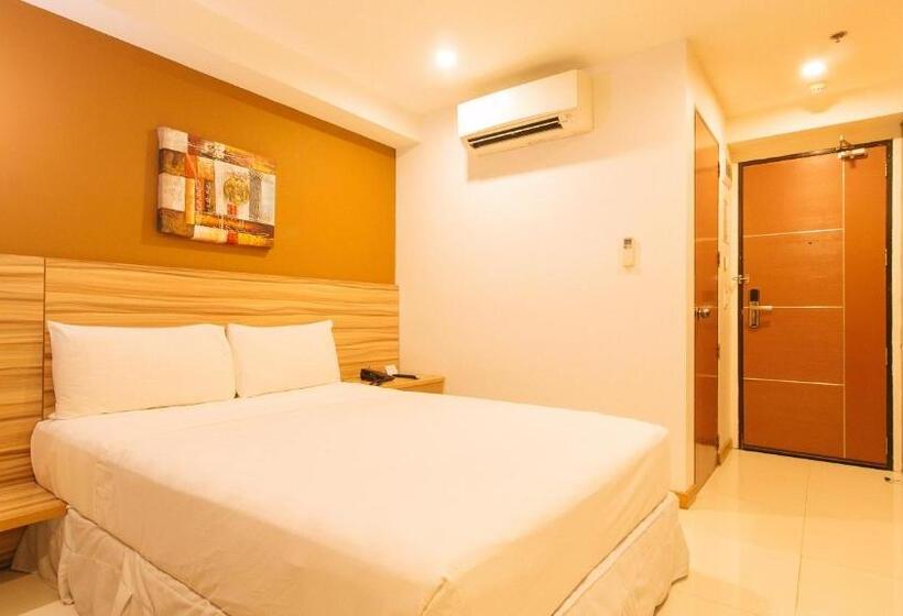 디럭스 룸, Guijo Suites Makati