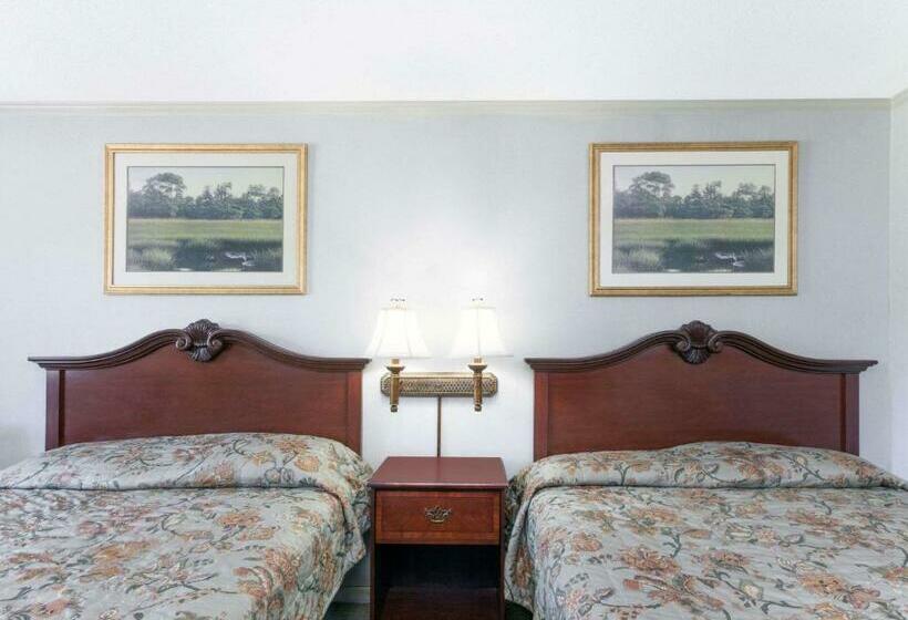 스탠다드 룸, Knights Inn Point South Yemassee