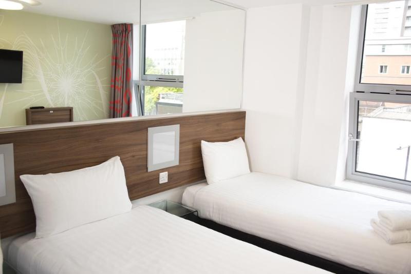 Номер Стандарт, Point A Hotel London Westminster