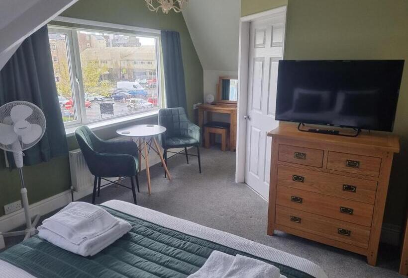 Номер Deluxe Кровать Кинг, The Promenade Guest House