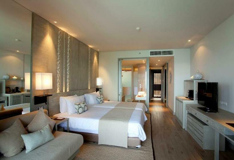 اتاق لوکس, Pullman Phuket Arcadia Naithon Beach