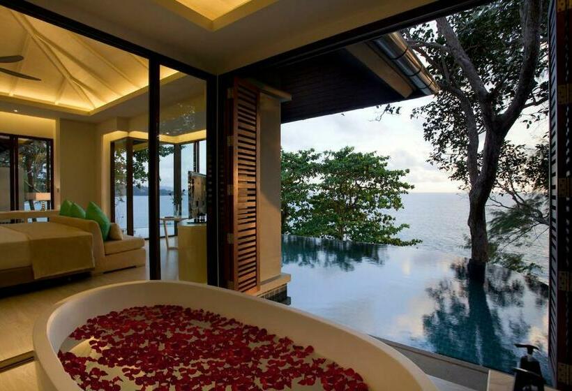 ویلای 1 خوابه, Pullman Phuket Arcadia Naithon Beach