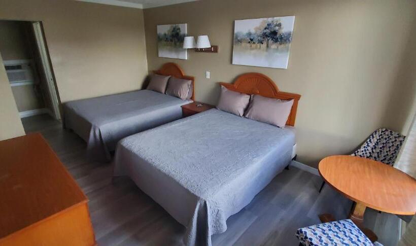 Номер Стандарт, Travel Inn Fort Pierce
