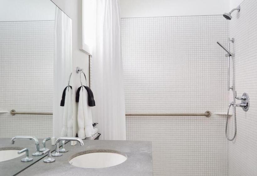 اتاق استاندارد با تخت بزرگ, Bluebird Spa City Motor Lodge
