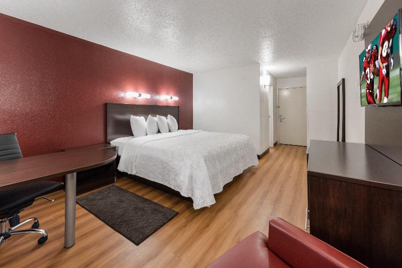 Quarto Superior Cama King, Red Roof Inn Plus+ Columbus   Worthington