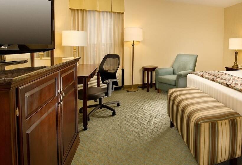 Номер Deluxe, Drury Inn & Suites Jackson Ridgeland