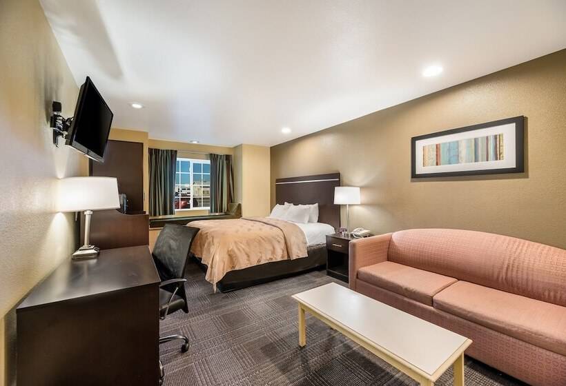 Люкс Адаптированный для Инвалидов, Quality Inn & Suites Near Nas Fallon