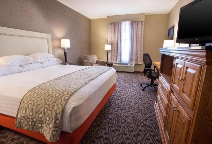 חדר סופריור עם מיטת קינג, Drury Inn & Suites Amarillo