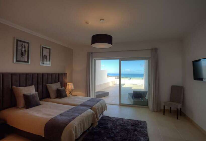 Дом 2 Спальни Смежный, The Beachfront  Praia D El Rey Golf & Beach Resort