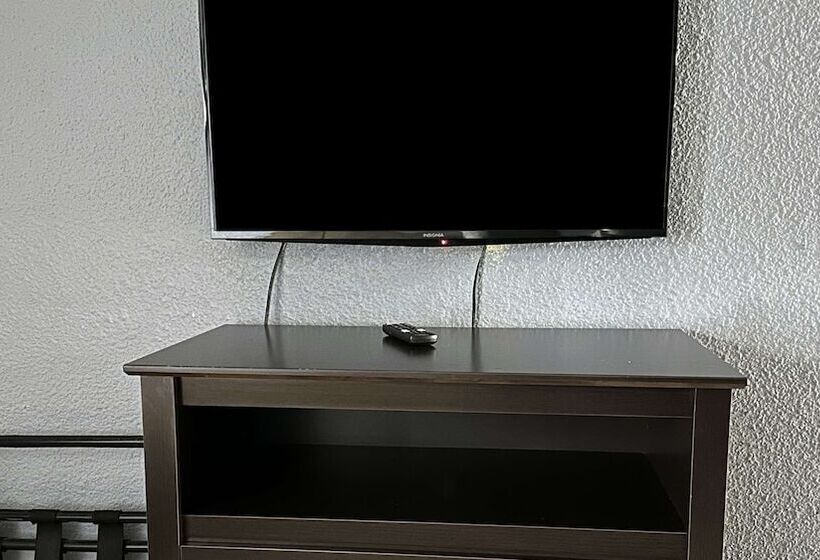 带2个双人床的标准工作室, Americas Best Value Inn And Suites Groves