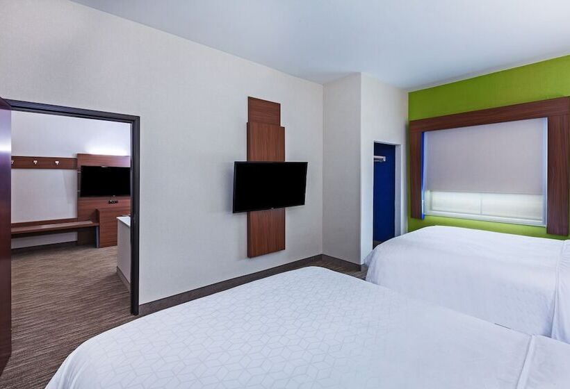 سوئیت 2 خوابه, Holiday Inn Express & Suites Longview South I 20, An Ihg