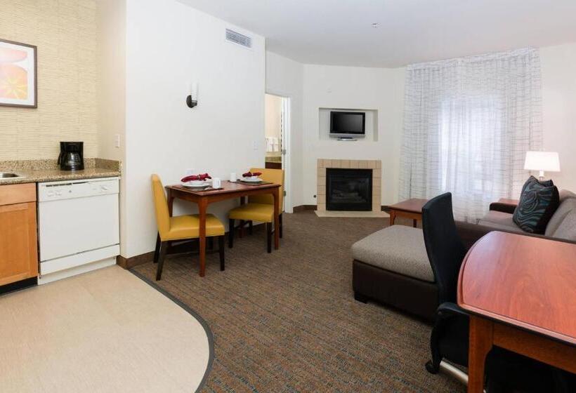 带大床的套房, Residence Inn By Marriott Baton Rouge Near Lsu