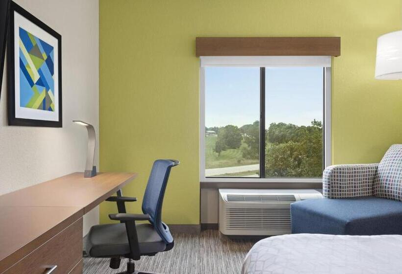Стандартный Номер Кровать Кинг, Holiday Inn Express & Suites Akron Regional Airport Area By Ihg