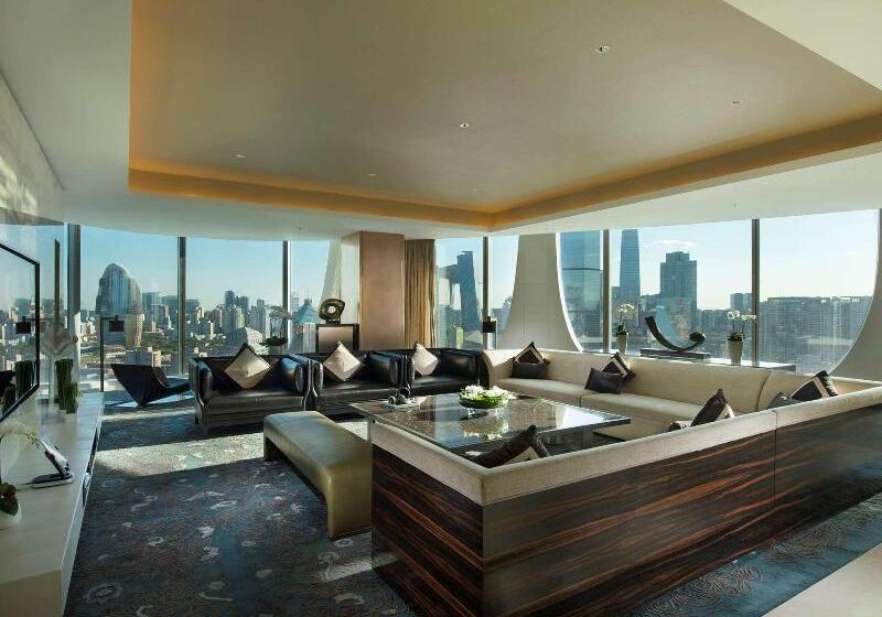 سوئیت اجرایی با تخت کینگ, Conrad Beijing