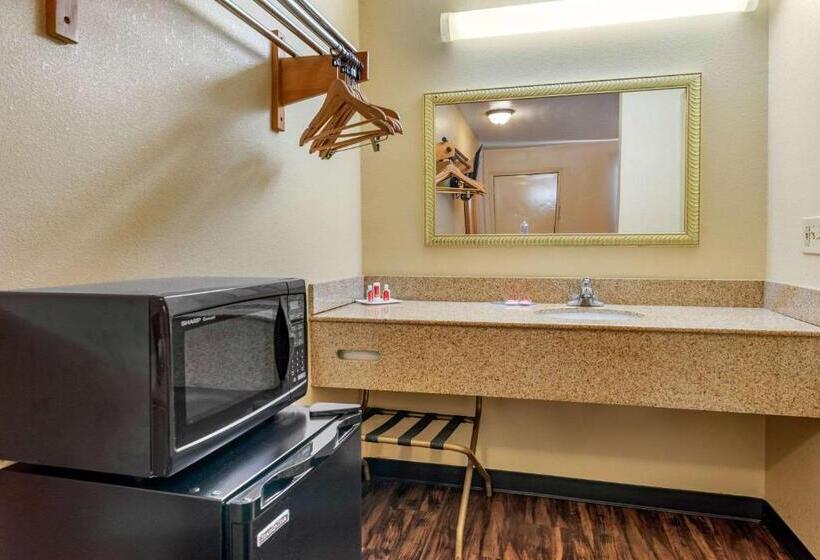 Номер Стандарт, Rodeway Inn