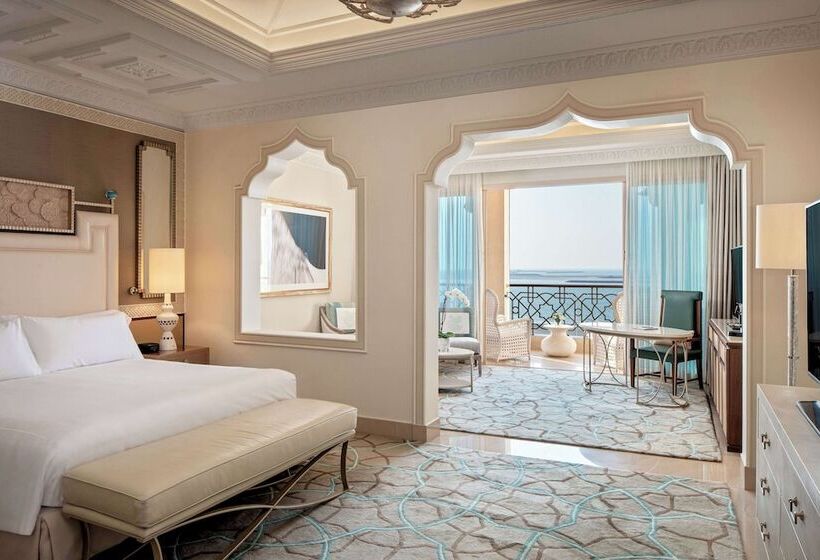 주니어 스위트 킹사이즈 침대, Waldorf Astoria Ras Al Khaimah