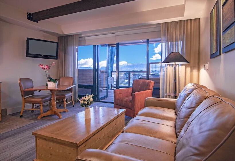 Люкс Deluxe Вид на Горы, Newpark Resort