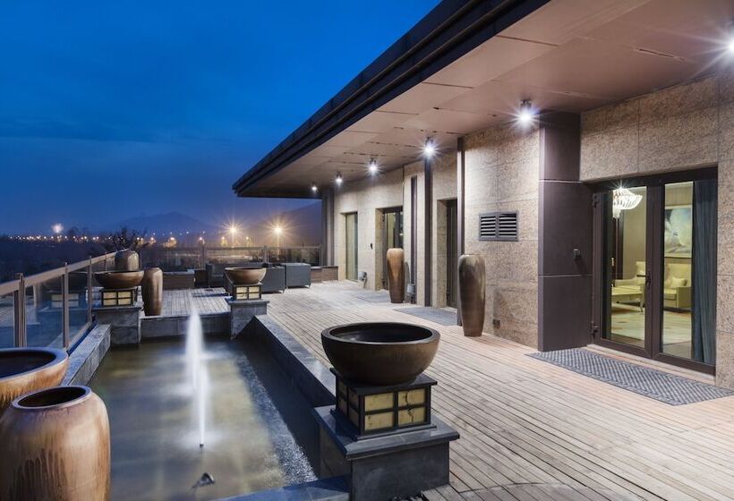 سوئیت پرزیدنت, Crowne Plaza Xuzhou Dalong Lake, An Ihg