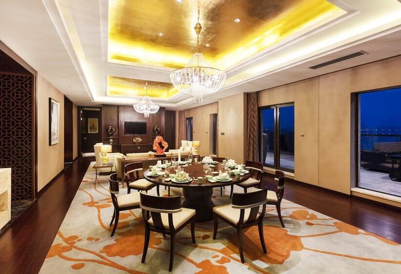 سوئیت پرزیدنت, Crowne Plaza Xuzhou Dalong Lake, An Ihg