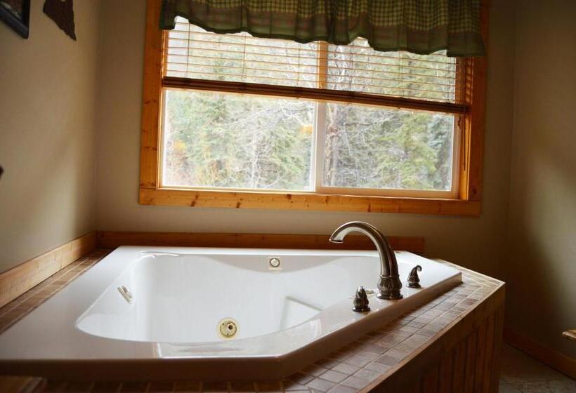 Хижина Deluxe, The Inn On Fall River & Fall River Cabins