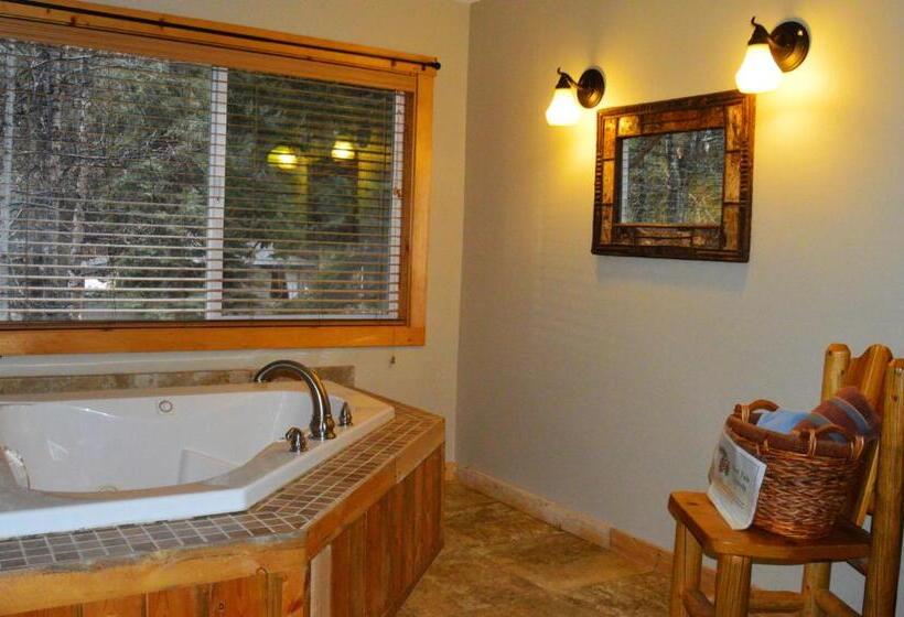 Хижина Deluxe, The Inn On Fall River & Fall River Cabins