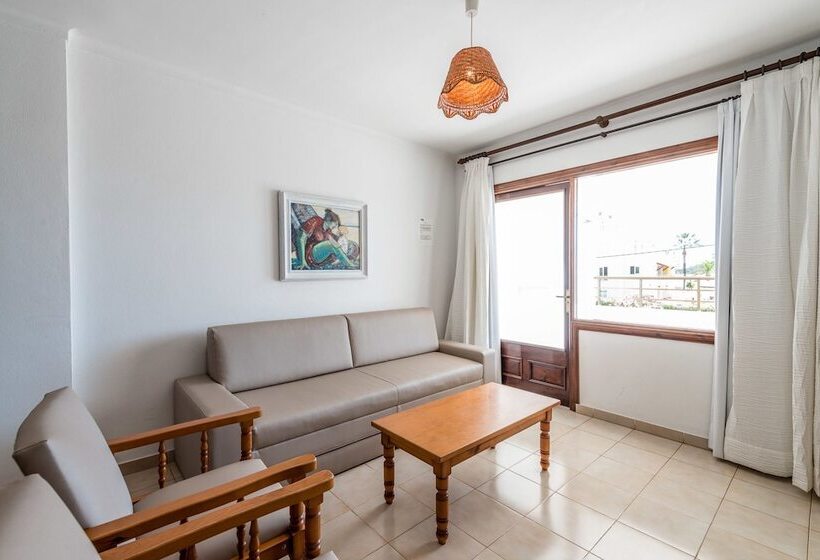 海の見える２ベッドルームアパートメント, Apartamentos Ros