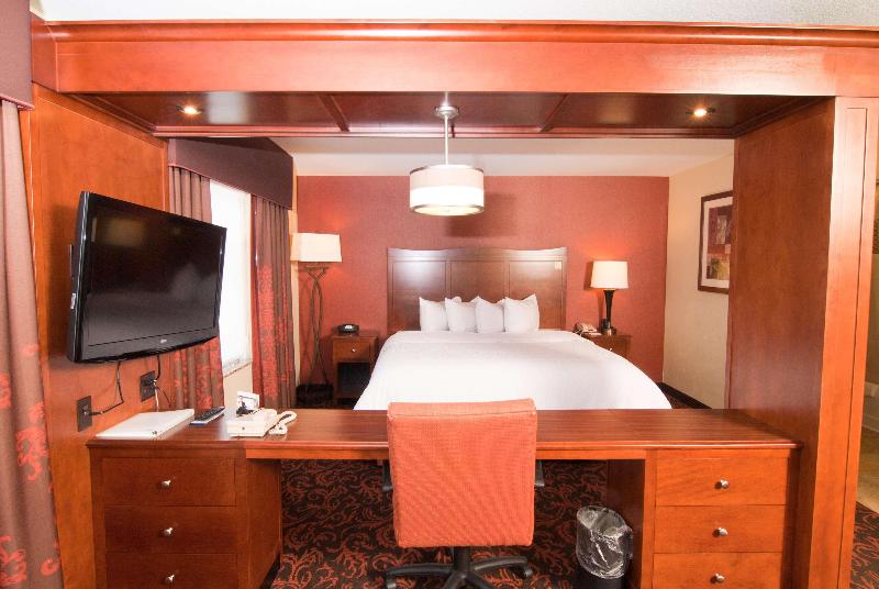 스탠다드 스튜디오 킹침대, Hampton Inn Yorkville
