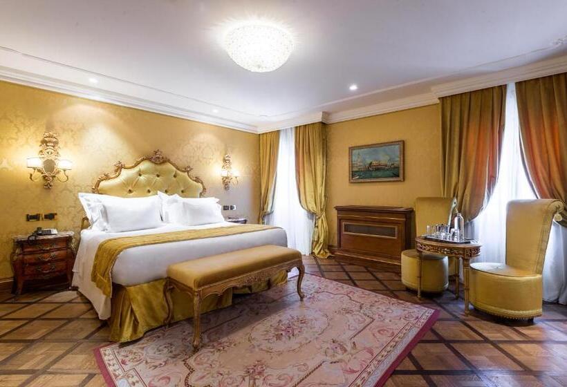 اتاق لوکس, Ai Reali   Small Luxury Hotels Of The World