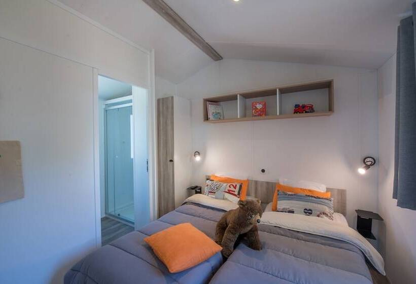 ３ベッドルームハウス, Camping Cala Llevado