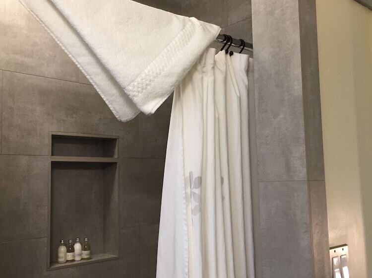 디럭스 룸, Beach Bungalow Inn And Suites