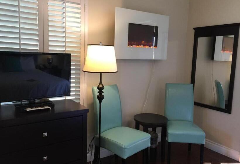 장애인을 위한 스탠다드 룸, Beach Bungalow Inn And Suites