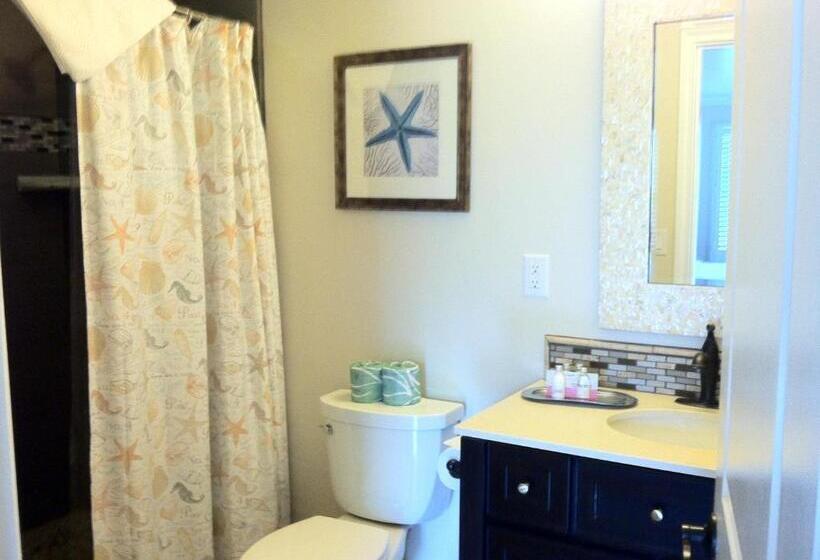 디럭스 룸, Beach Bungalow Inn And Suites