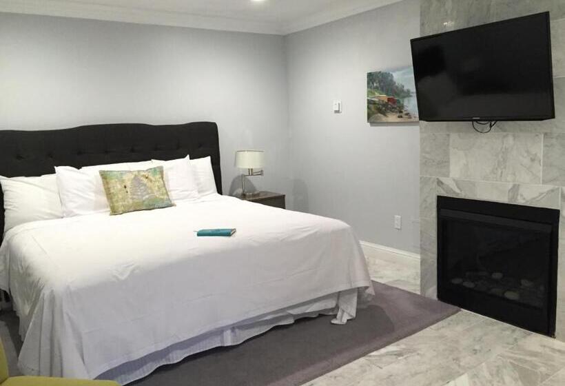 스탠다드 룸 킹사이즈 침대, Beach Bungalow Inn And Suites