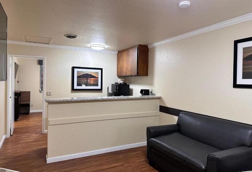 디럭스 스위트, Beachwalker Inn Cayucos