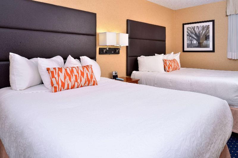 Апартаменты 1 Спальня, Best Western Plus Dutch Haus Inn And Suites