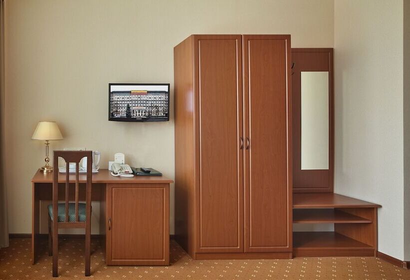 اتاق استاندارد یک نفره, Slavyanka