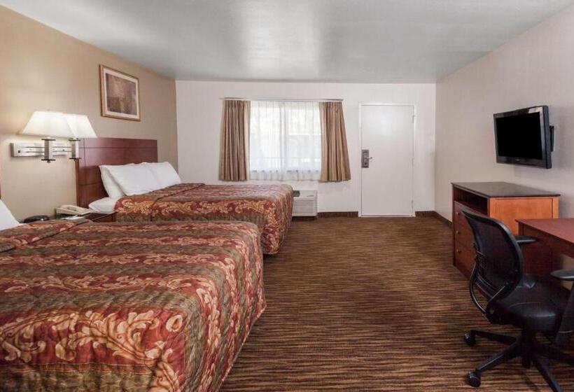 Номер Стандарт, Travelodge By Wyndham Hemet Ca