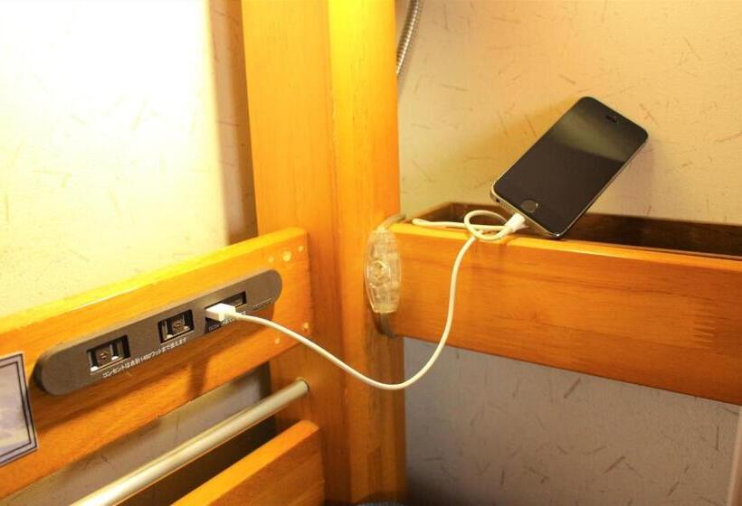 Кровать в Общей Комнате, K S House Tokyo Oasis   Quality Hostel In Asakusa