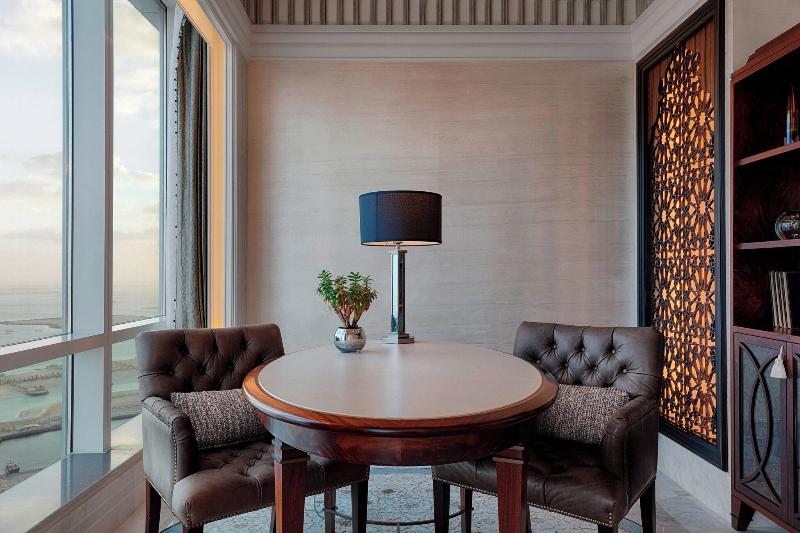 Люкс Кровать Кинг, The St. Regis Abu Dhabi