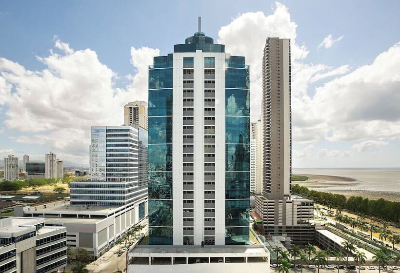 Люкс Клуб, The Westin Panama