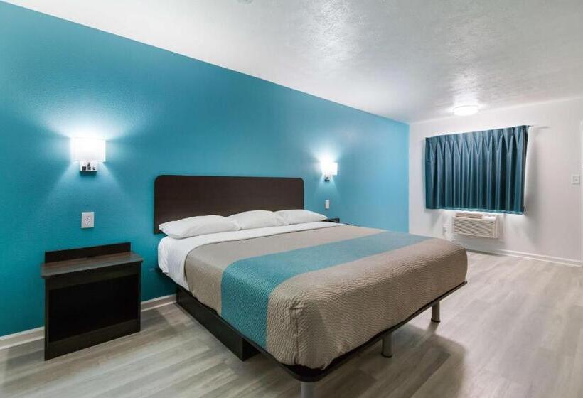适合残疾人士使用的带超级大床的标准间, Motel 6 Metropolis, Il