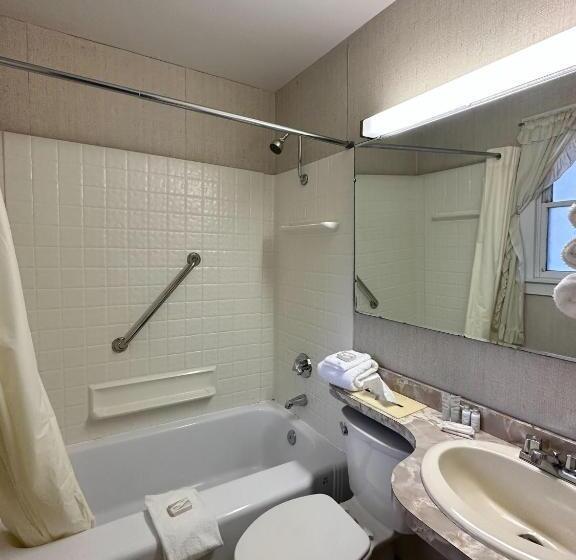 Номер Стандарт 2 Двуспальные Кровати, Maple Leaf Inn Lake Placid